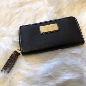 [Brand New!] Armani Exchange Wallet
